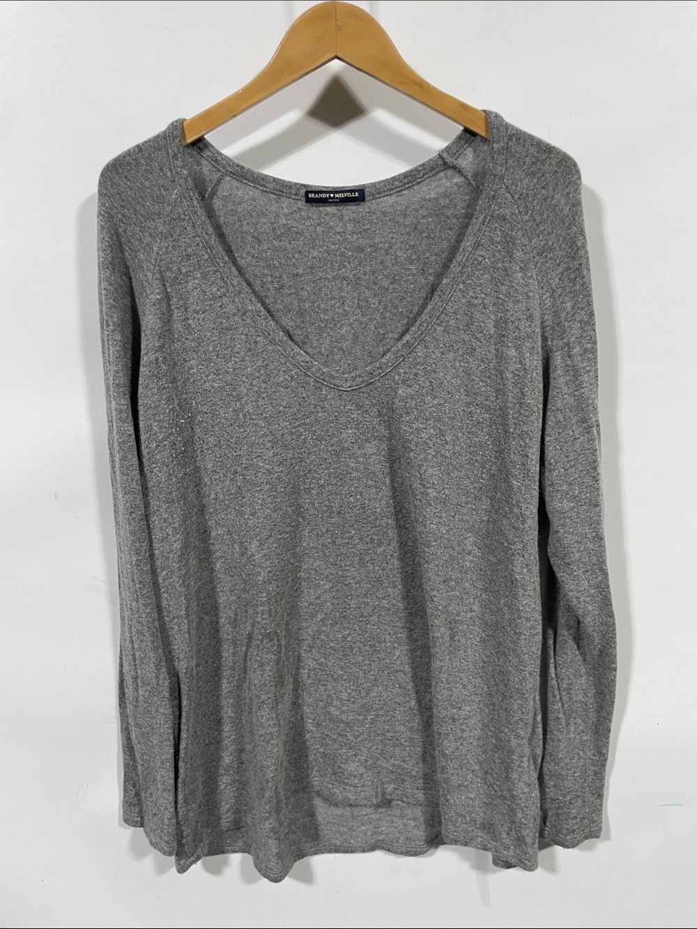 Brandy Melville Gray V-Neck Long Sleeve Sweater